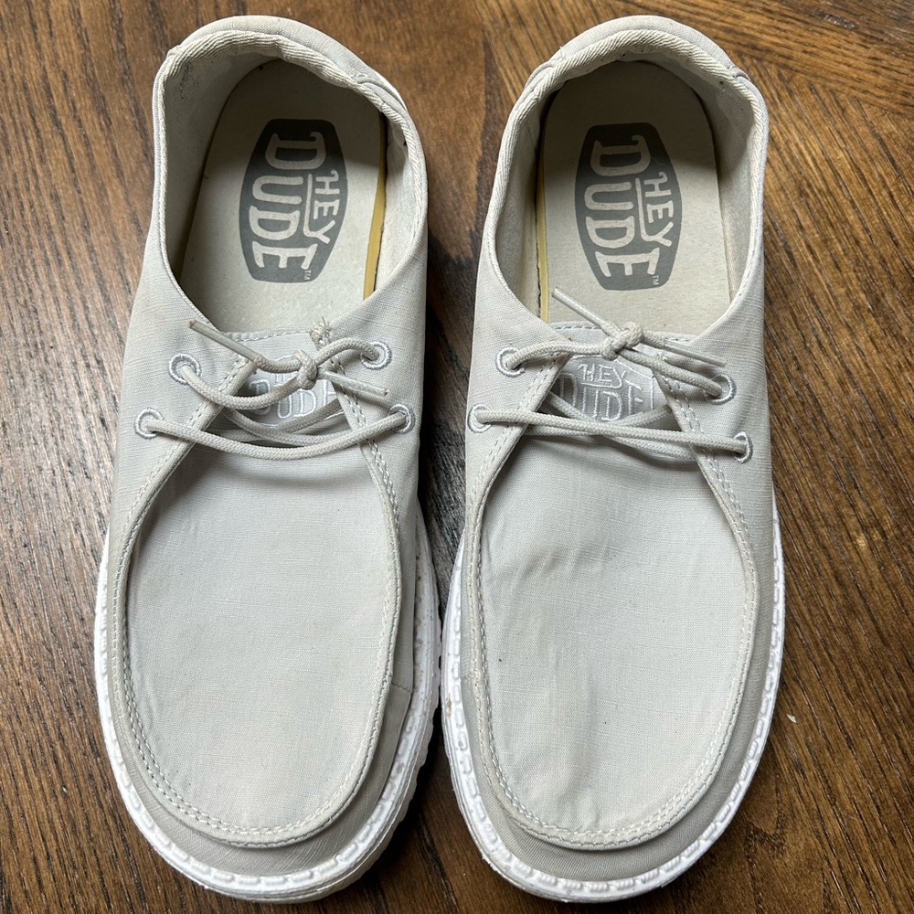 Hey Dudes grey canvas